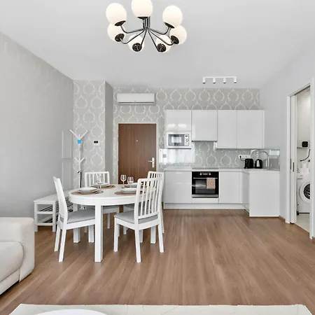 Boutique For 4 - Old Town Apartment